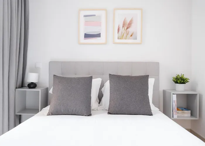 Ekaterine Uptown Appartamento Oporto